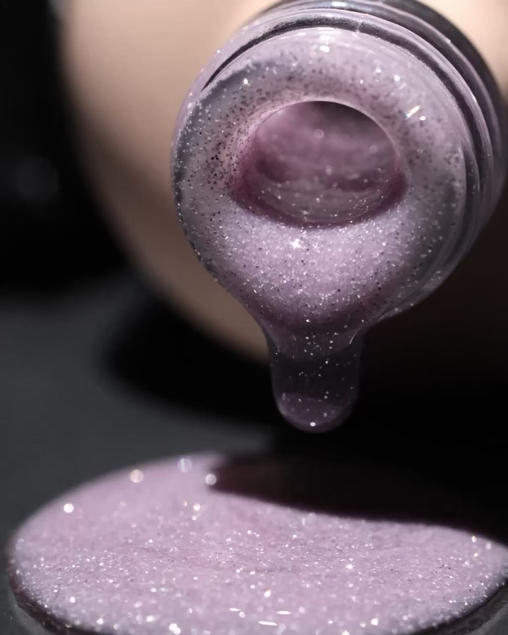 Load video: Reflective Gel Polish - Violet Fizz