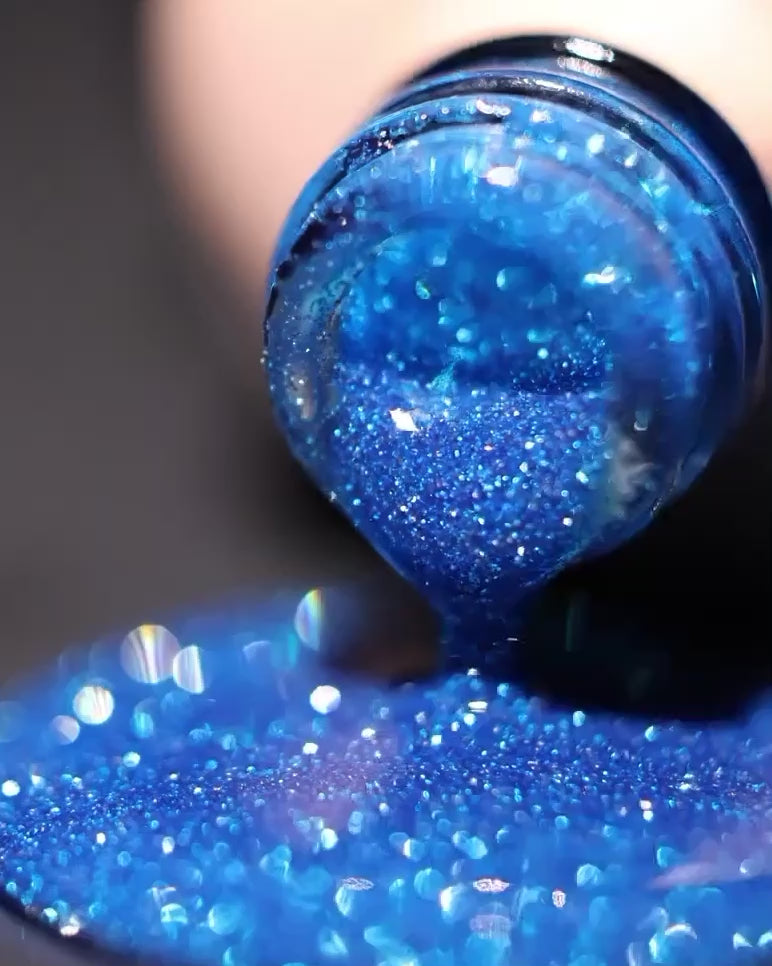 Load video: Reflective Gel Polish - Blue Lagoon