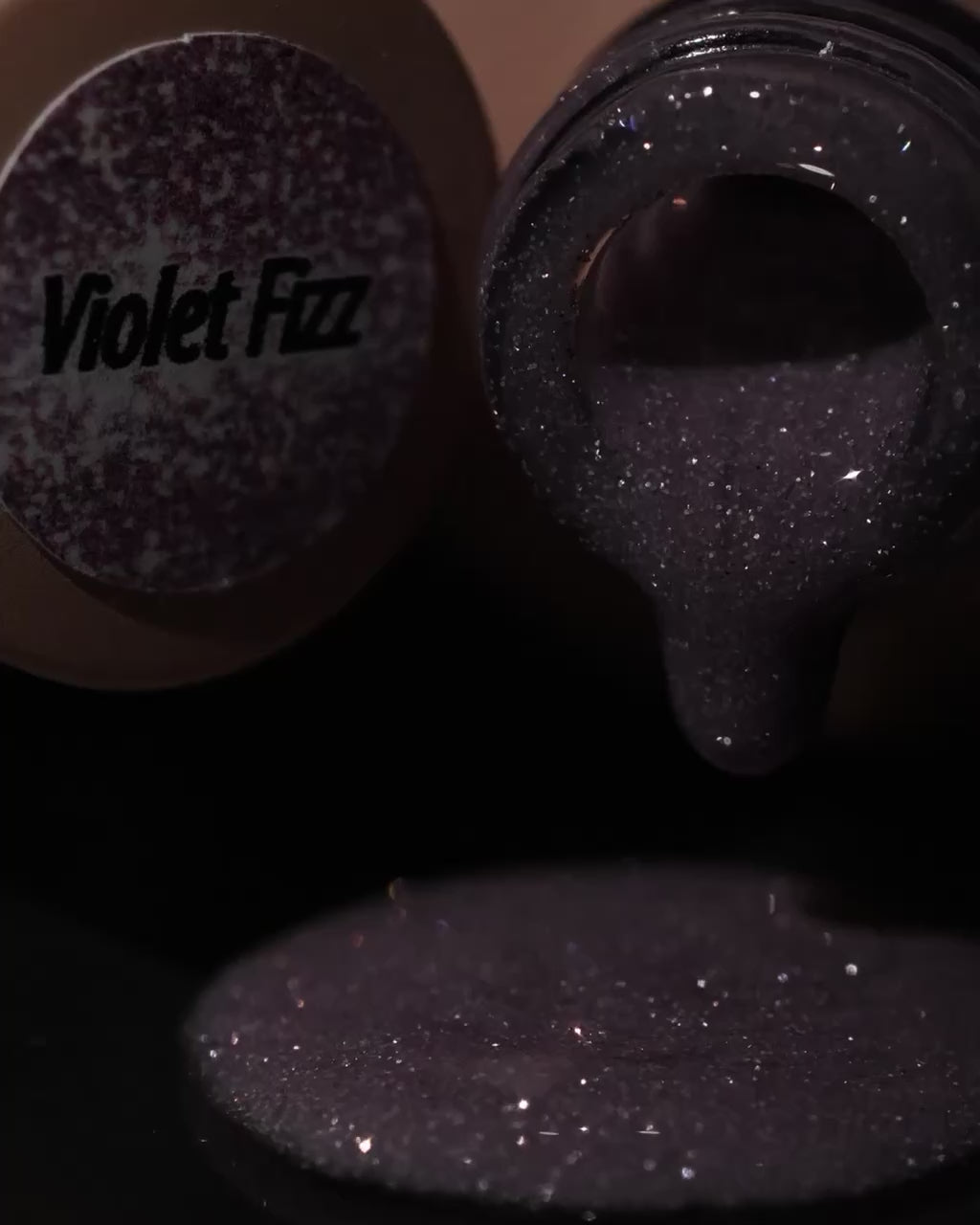 Load video: Reflective Gel Polish - Violet Fizz